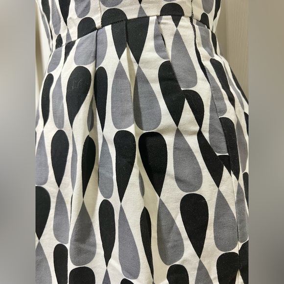 Birds of North America Dress  Size 2 - Picture 6 of 9